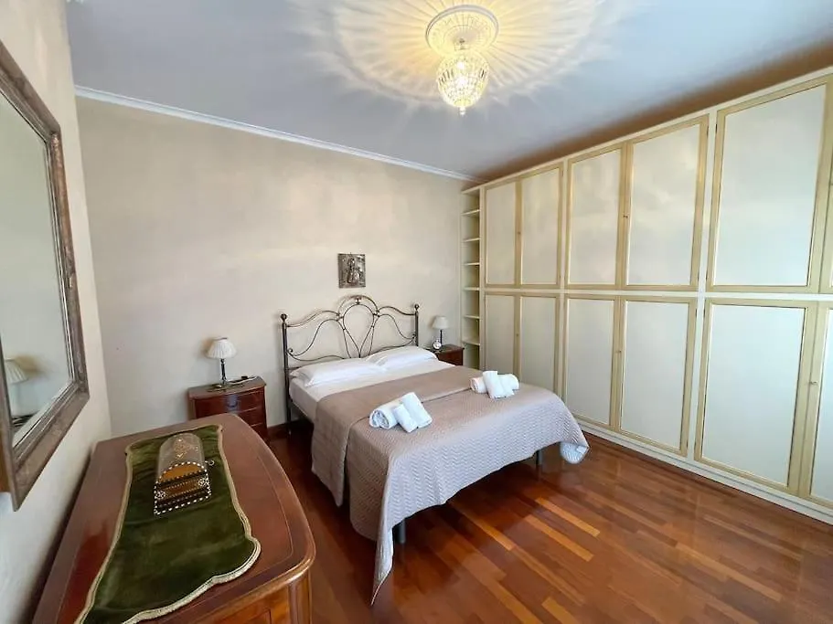 Domus St Peter Apartment Rome