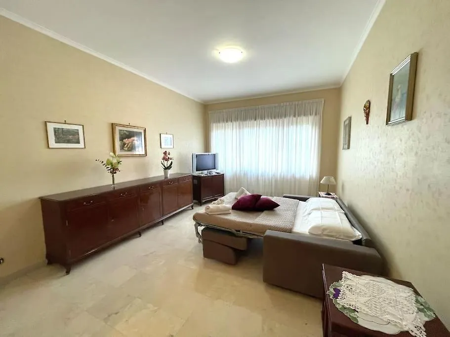 Domus St Peter Apartment Rome