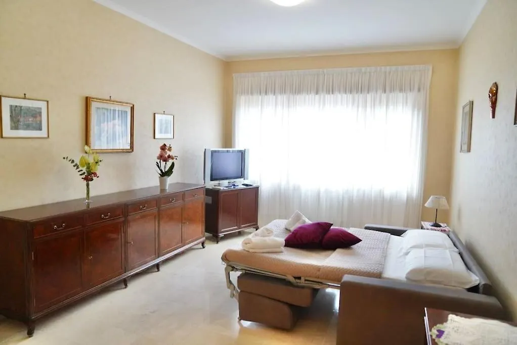 Domus St Peter Apartment Rome